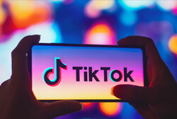 Tiktok(抖音国际版)如何注册？